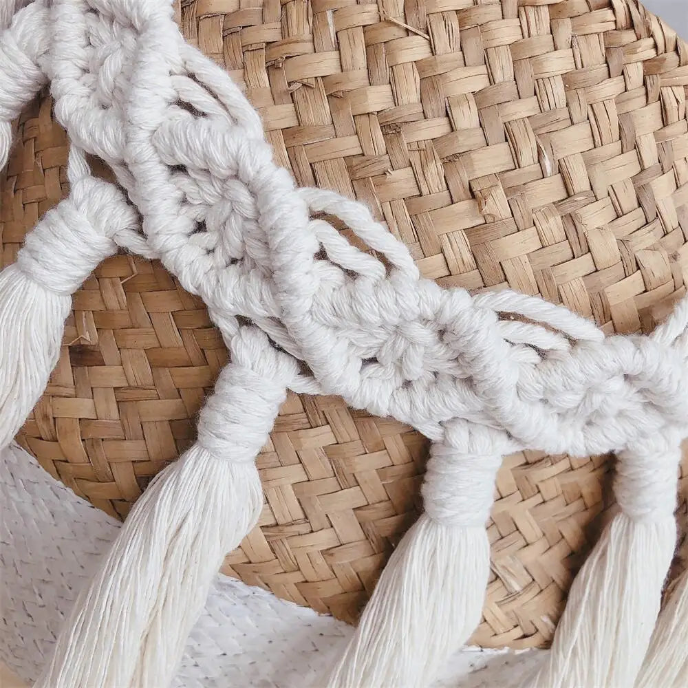 Embrasse Rideau avec Pompons "Sissi" Macramé&Co | La décoration bohème de votre intérieur