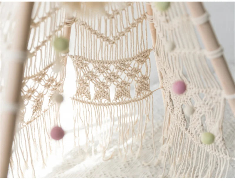 Tente de Jeu pour Enfant "Chayton" Support en bois Macramé&Co | La décoration bohème de votre intérieur