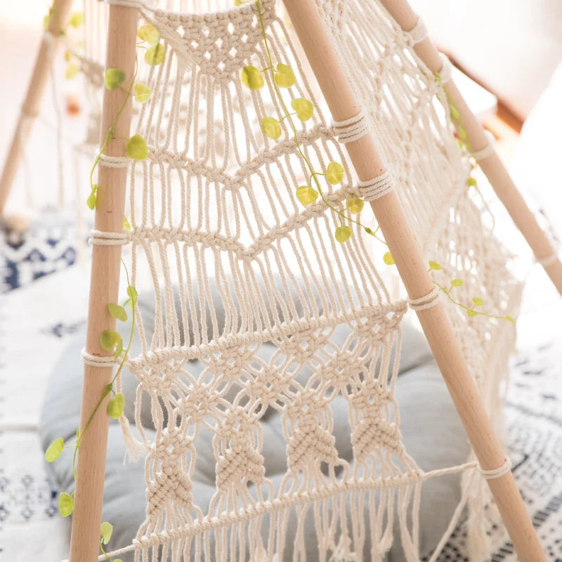 Tente de Jeu pour Enfant "Chayton" Support en bois Macramé&Co | La décoration bohème de votre intérieur